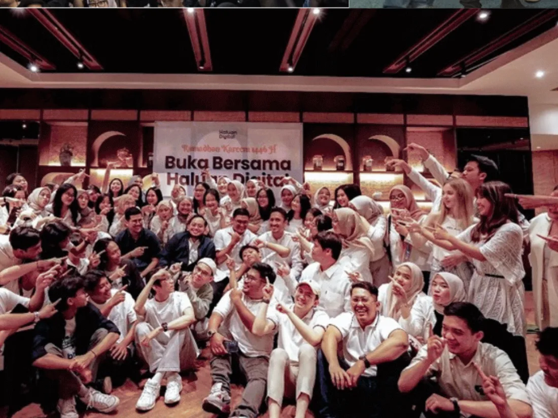 Buka Bersama Haluan Digital — the team at the annual gathering